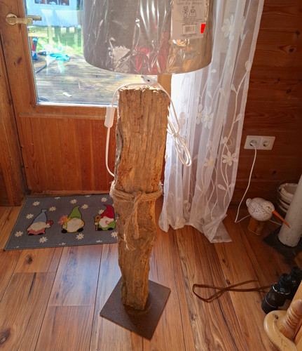 Stehlampe holzstamm unikat - stehlampe,